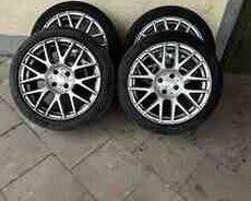 Təkərlər 215, 45 R17