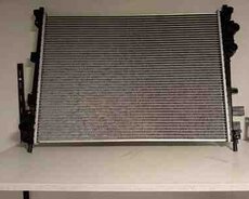 BYD Destroyer su radiatoru