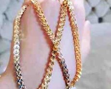 Qızıl boyunbağılar