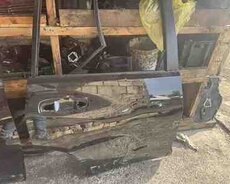 Toyota Prado 2014 qapıları