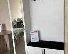 Altun dəhliz dolabı