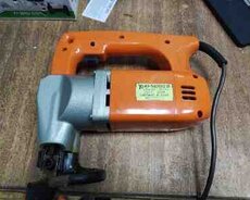 Dəmir kəsmək üçün qayçı