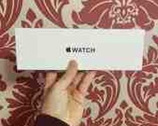 Apple Watch SE 3 Aluminum Starlight 44mm