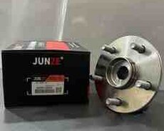 Toyota Corolla ön təkər topu