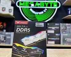 Operativ yaddaş Team Group T-Force RGB DDR5 32GB 6000 MHZ