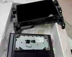 Land Rover Defender monitoru