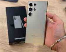 Samsung Galaxy S24 Ultra Titanium Gray 256GB, 12GB