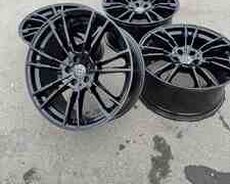 BMW G30 diskləri R20