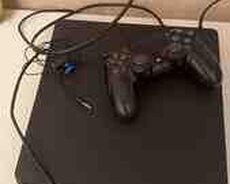 PlayStation 4 Slim