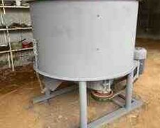 Beton qarışdıran 1000L