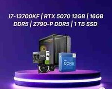 SwiftTitan Gaming PC