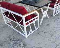 Dəmir divan və kreslolar