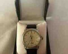 Omega mexaniki qol saatı