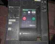 ABB açarlı avtomat 1600A