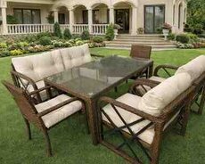 Bağ üçün divan və kreslolar