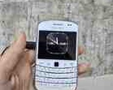 Blackberry Bold Touch 9900 White 8GB