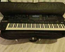 Sintezator Roland G800