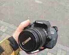 Fotoaparat Canon EOS 650D