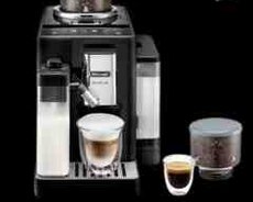 Qəhvədəmləyən DeLonghi Rivelia EXAM440.55.G