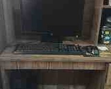 Masaüstü kompüter