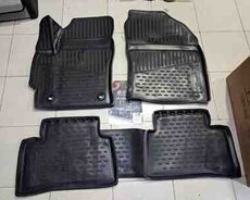 Toyota Corolla cross 2024-2025 ayaqaltıları