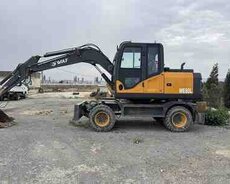 Təkərli excavator Wolf XE80, 2025 ili