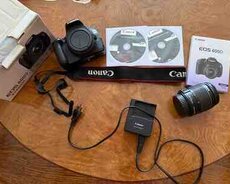 Canon EOS 600D + 18-55mm + 32GB