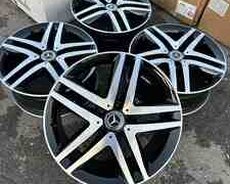 Mercedes Viano diskləri R19