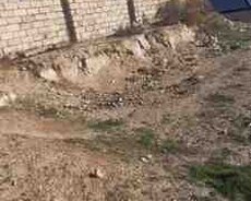 4 sot torpaq sahəsi, Qobu qəs