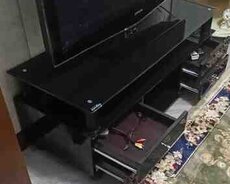 Televizor altlığı