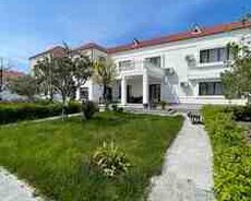 Villa, Novxanı qəs