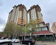 4-otaqlı yeni tikili, Qara Qarayev m., 200 m
