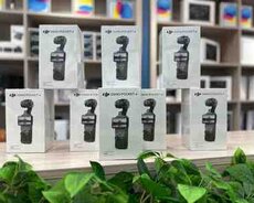 DJI Osmo Pocket 4 Creator Combo