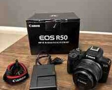 Fotoaparat Canon EOS R50