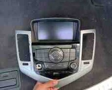 Chevrolet Cruze monitoru