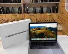 Apple Macbook Air