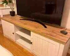 TV stendi