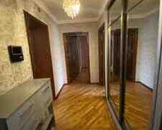 3-otaqlı mənzil, İnşaatçılar m., 95 m
