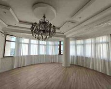 4-otaqlı yeni tikili, Bakıxanov qəs., 160 m