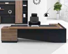 Ofis masası
