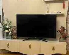 Televizor altlığı