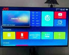 Televizor JVC smart 82