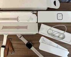 Apple Watch Series 7 Aluminum Starlight 45mm