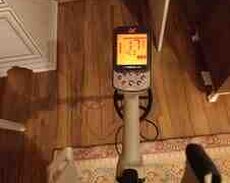 Metal detektoru Minelab X-terra