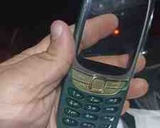 Nokia 6310 (2021) Dark Green ön hissəsi