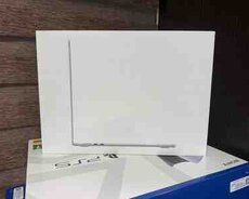 Apple Macbook Air 15.3 M5 24, 1TB Silver