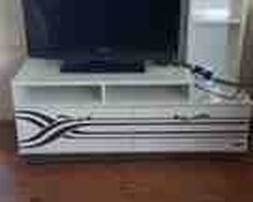 Televizor altlığı