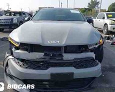 Kia K5 gt line sağ duman işıqları