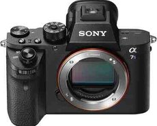 Fotoaparat Sony 7S II