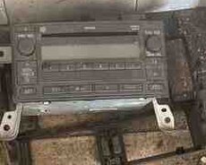 Toyota Prado maqnitolası